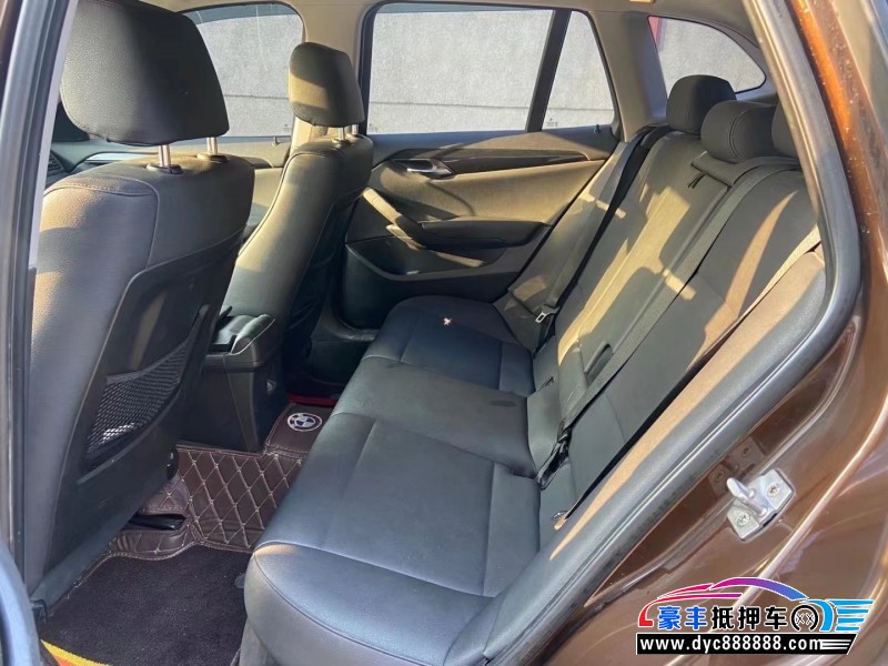 12年宝马X1轿车抵押车出售