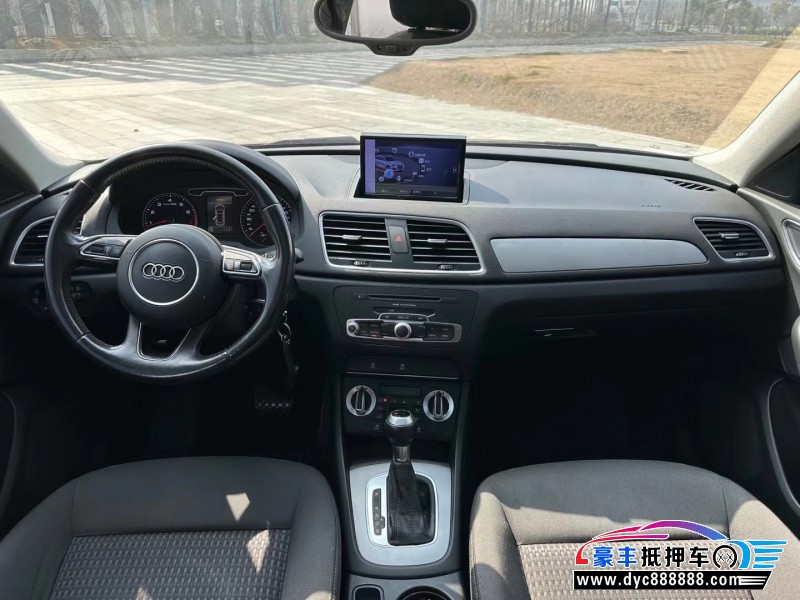 15年奥迪Q3轿车抵押车出售