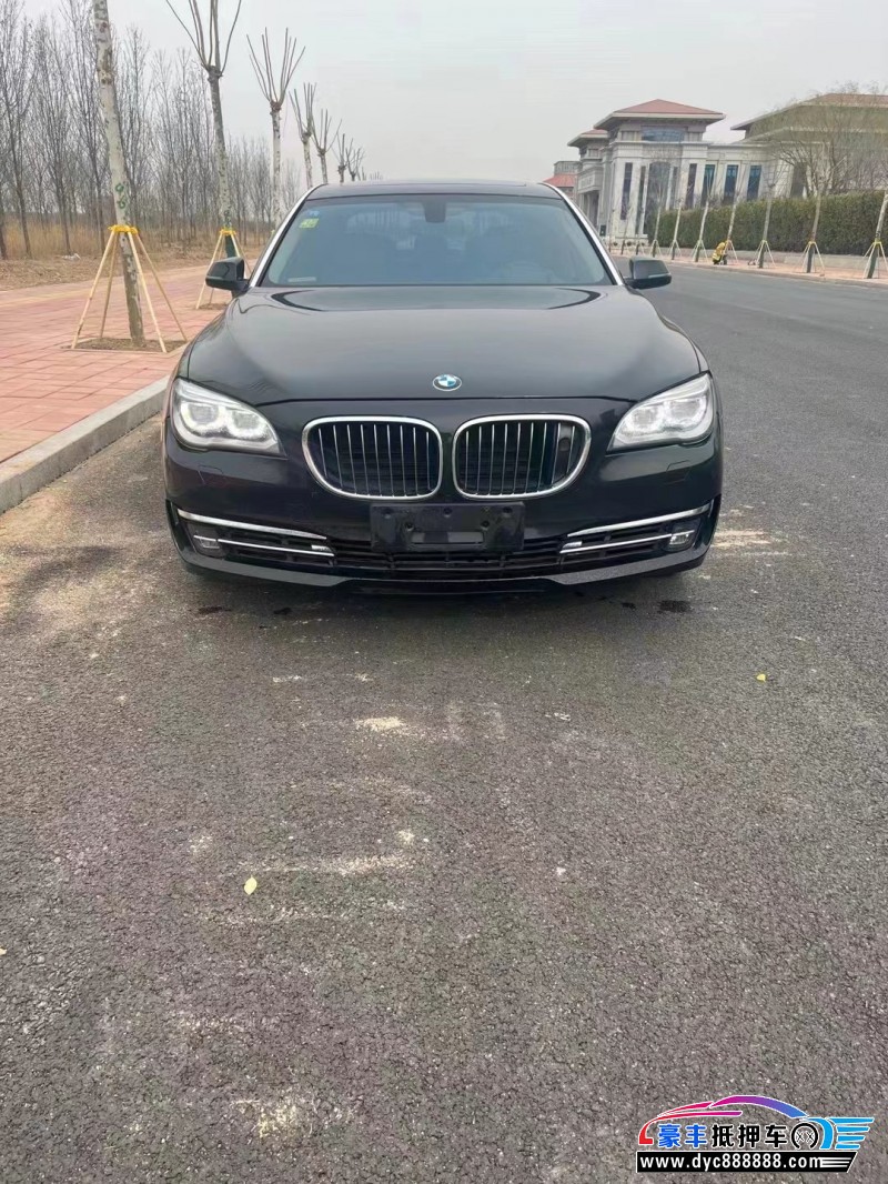13年宝马7系轿车抵押车出售