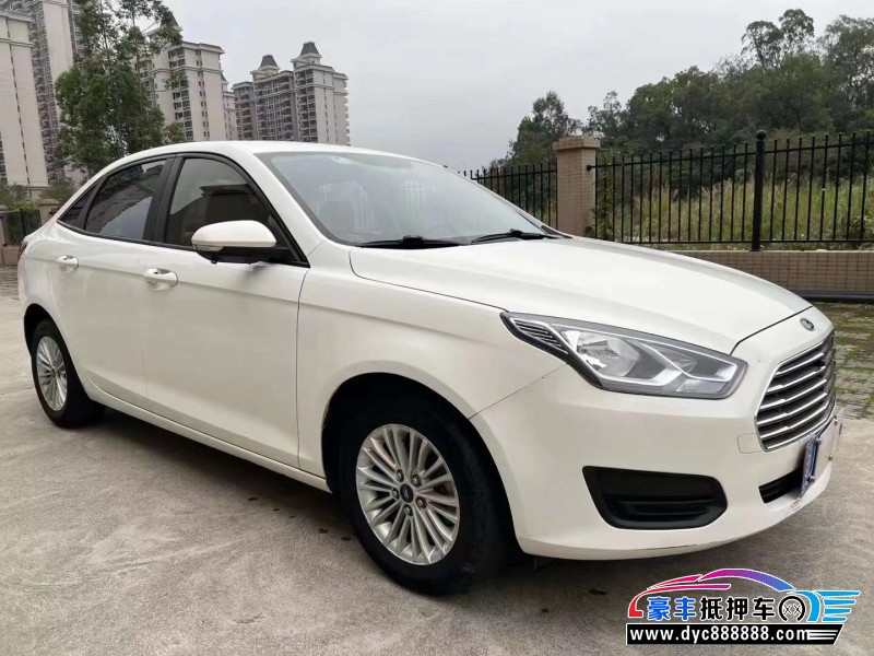 18年福特福睿斯轿车抵押车出售