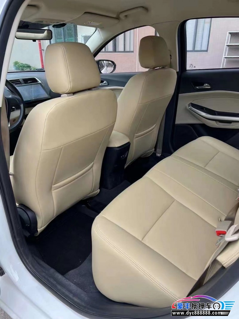 18年福特福睿斯轿车抵押车出售