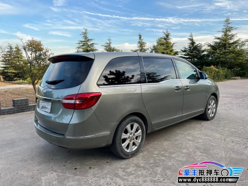 15年别克GL8轿车抵押车出售