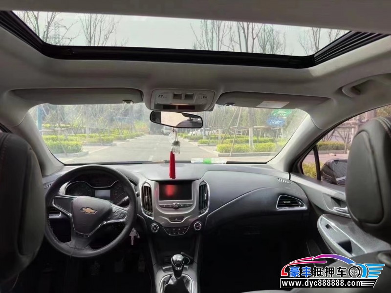 17年雪佛兰科鲁兹轿车抵押车出售