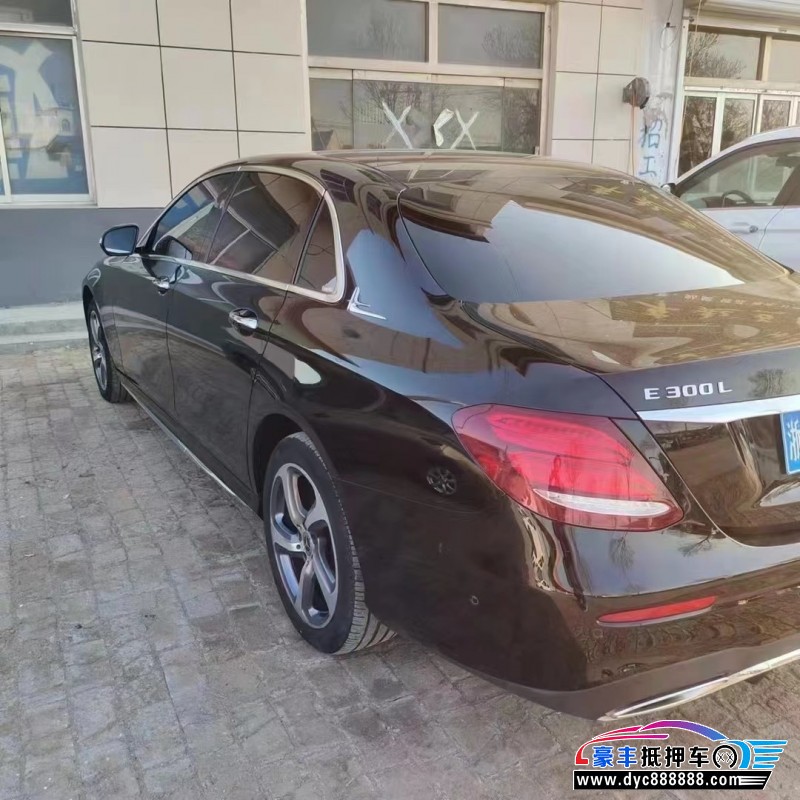 20年奔驰E轿车抵押车出售