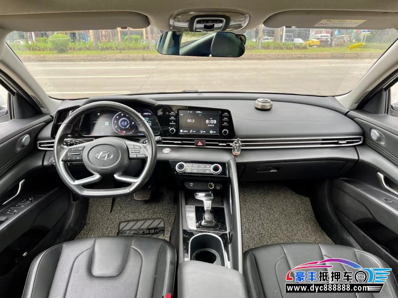 21年现代伊兰特轿车抵押车出售