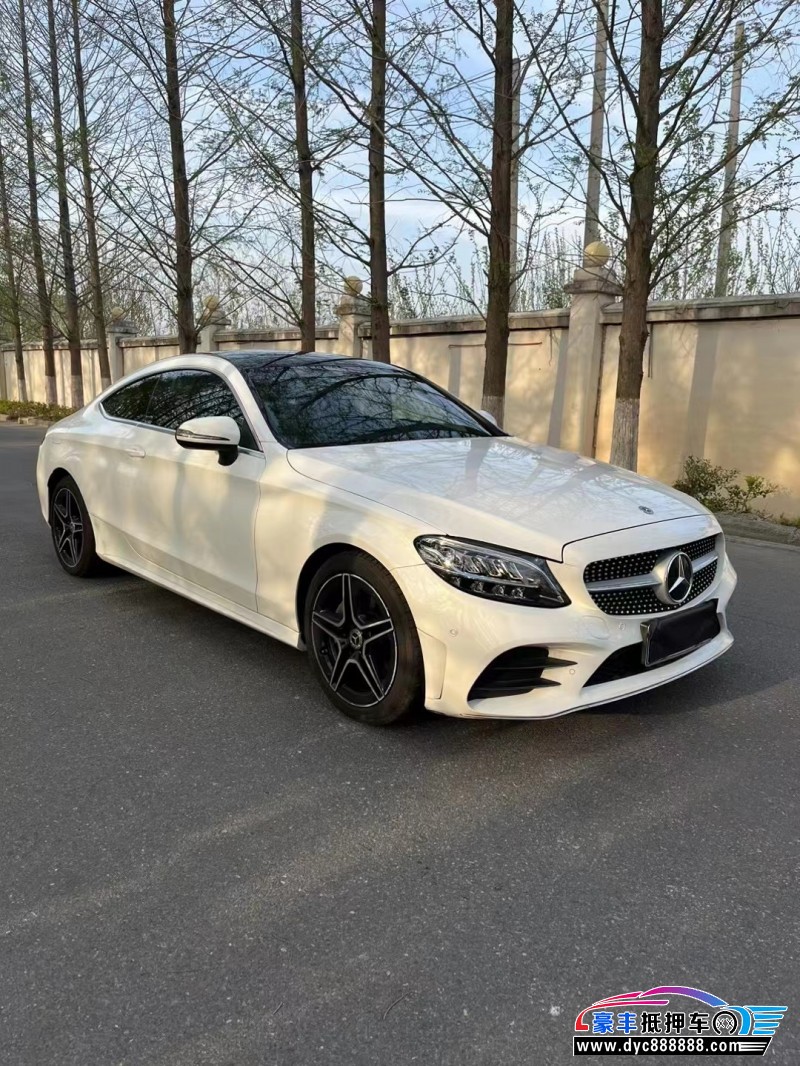 21年奔驰C级轿车抵押车出售