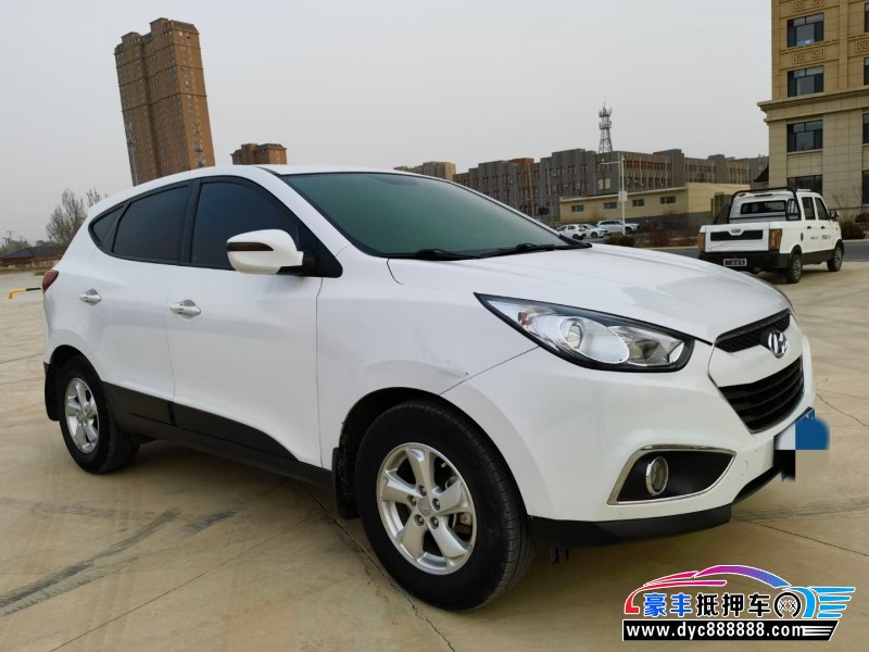 13年现代ix35SUV抵押车出售