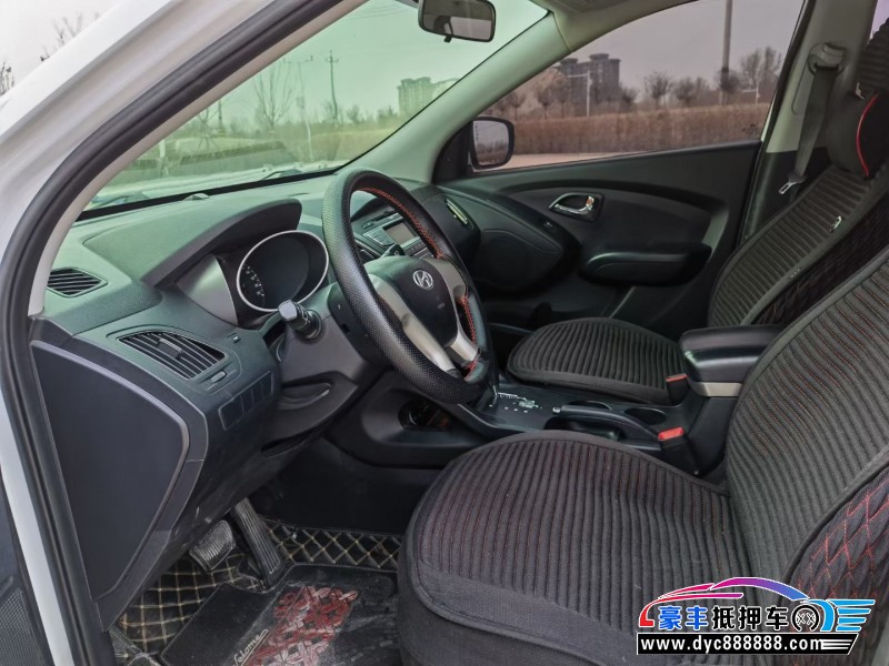 13年现代ix35SUV抵押车出售