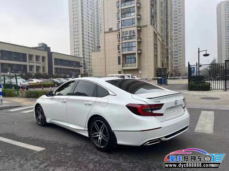 22年本田雅阁轿车抵押车出售