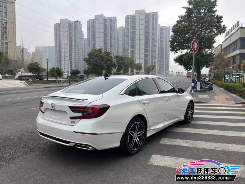 22年本田雅阁轿车抵押车出售