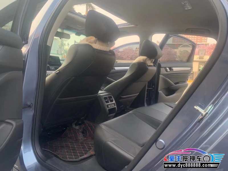 22年本田雅阁轿车抵押车出售