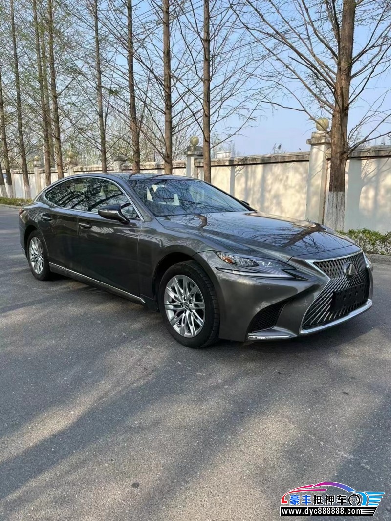 18年雷克萨斯LS轿车抵押车出售