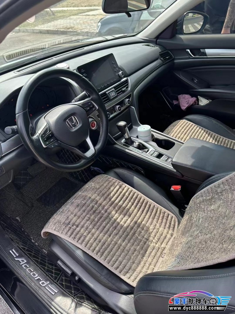 19年本田雅阁轿车抵押车出售