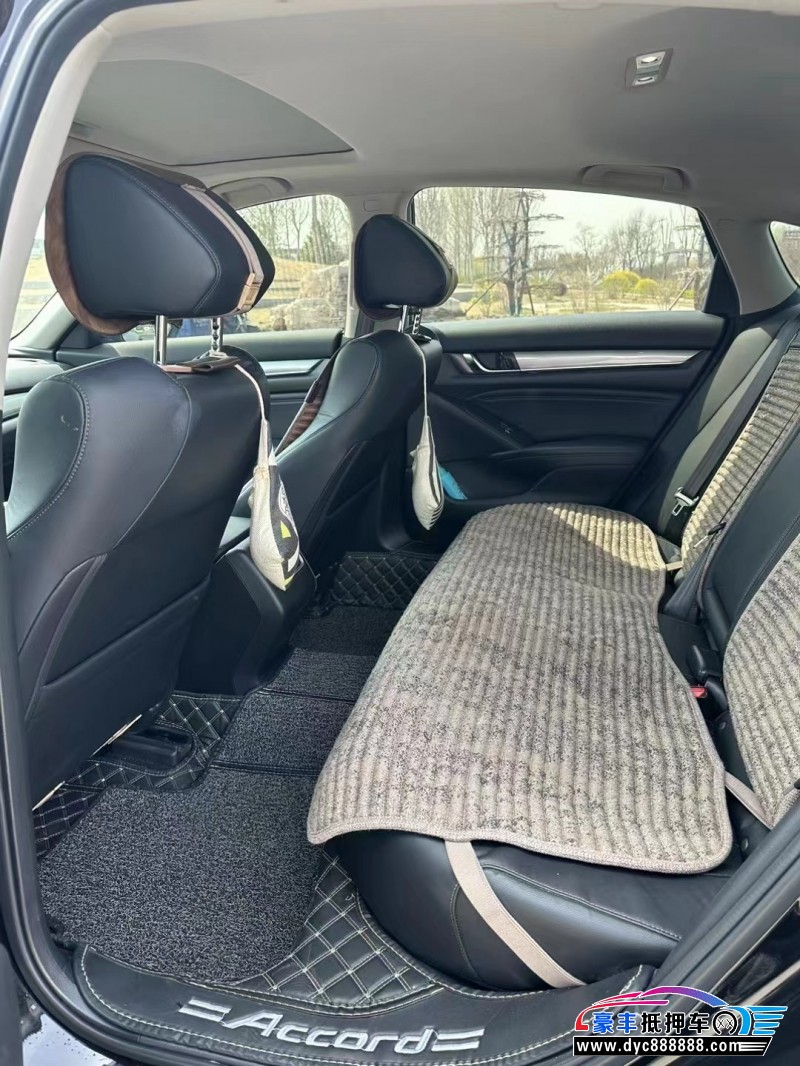 19年本田雅阁轿车抵押车出售