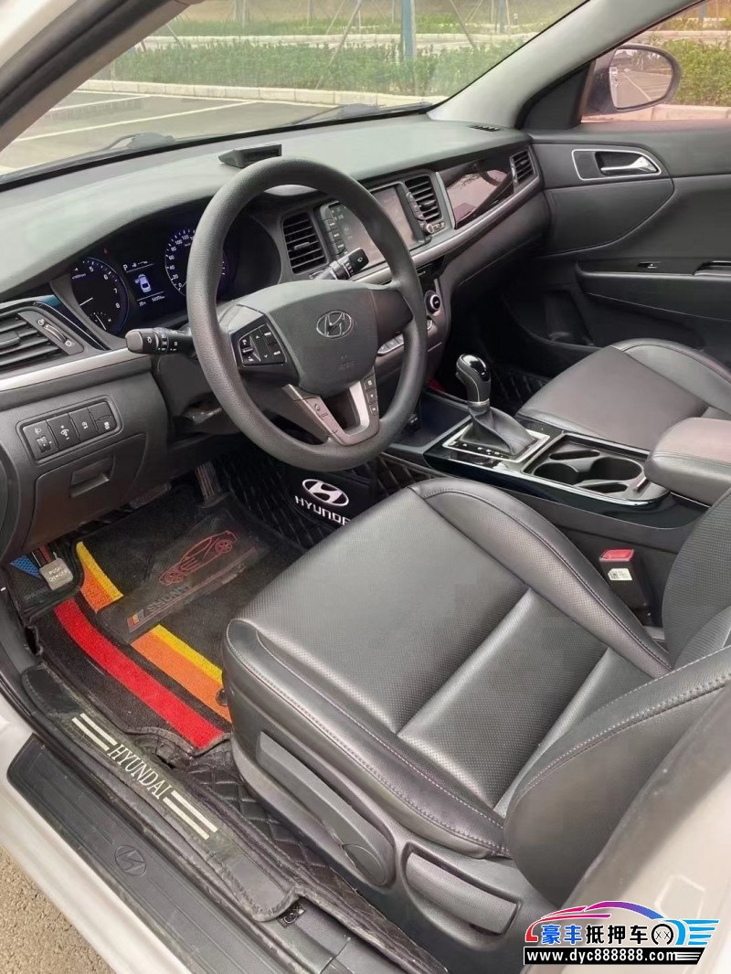 19年现代名图轿车抵押车出售