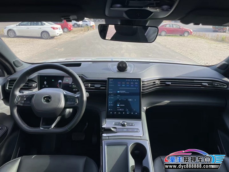 22年蔚来ES6SUV抵押车出售