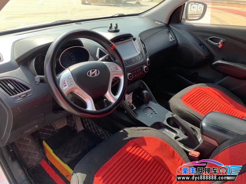 14年现代ix35SUV抵押车出售