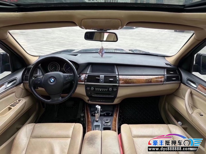 10年宝马X5SUV抵押车出售