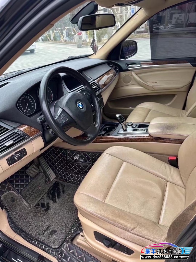 10年宝马X5SUV抵押车出售