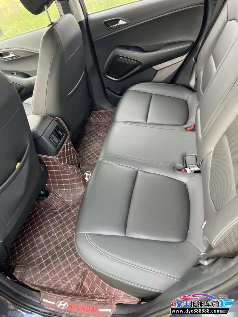 22年现代ix35SUV抵押车出售