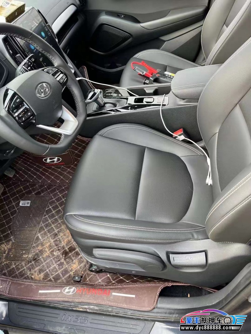 22年现代ix35SUV抵押车出售