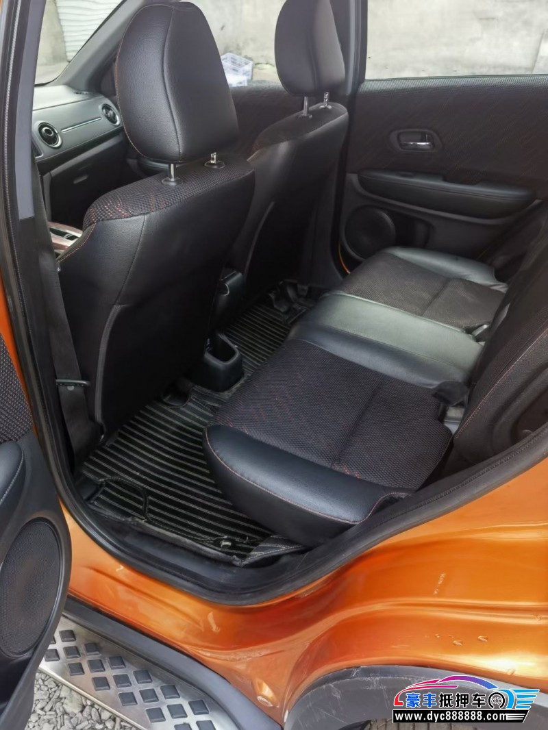 16年本田XRV轿车抵押车出售