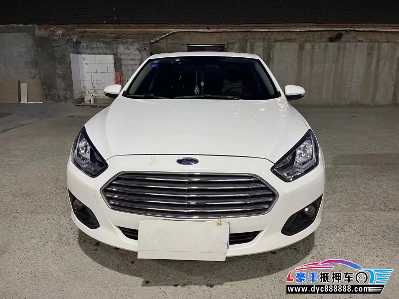 18年福特福睿斯轿车抵押车出售