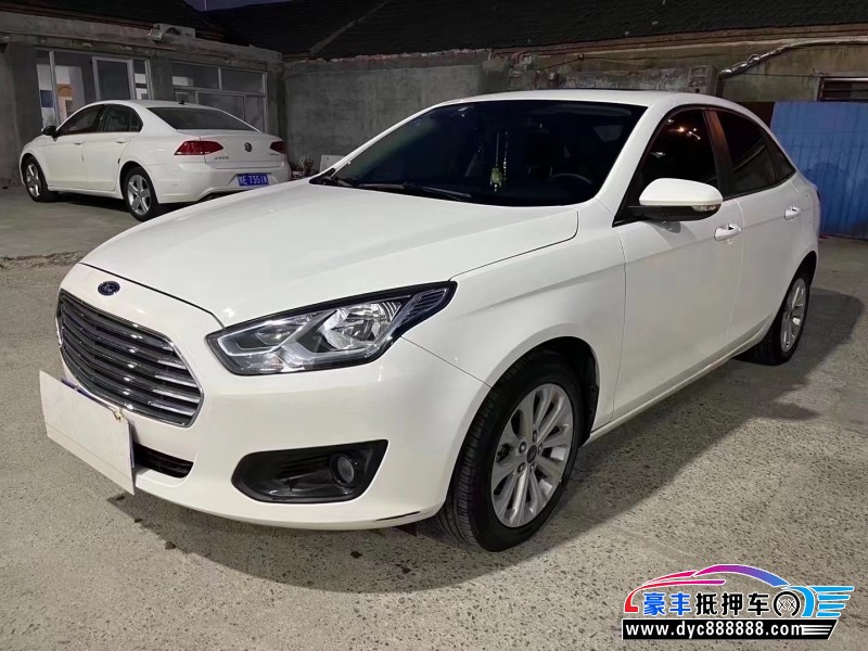 18年福特福睿斯轿车抵押车出售