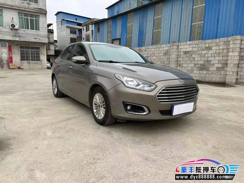 17年福特福睿斯轿车抵押车出售