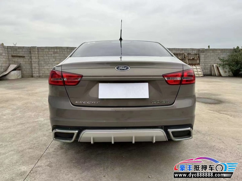 17年福特福睿斯轿车抵押车出售