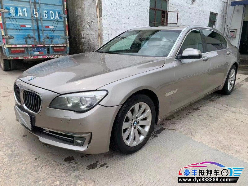 13年宝马7系轿车抵押车出售