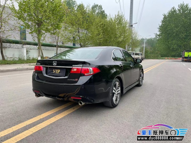 13年本田思铂睿轿车抵押车出售