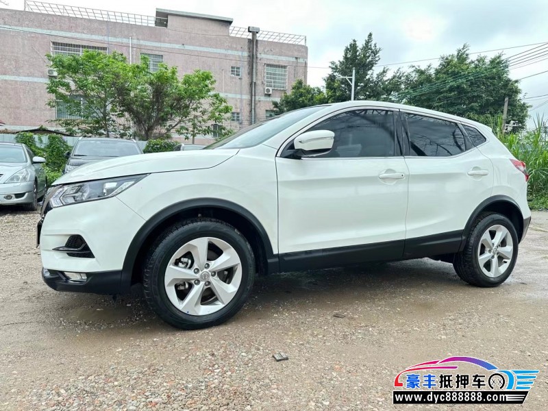 21年日产逍客轿车抵押车出售