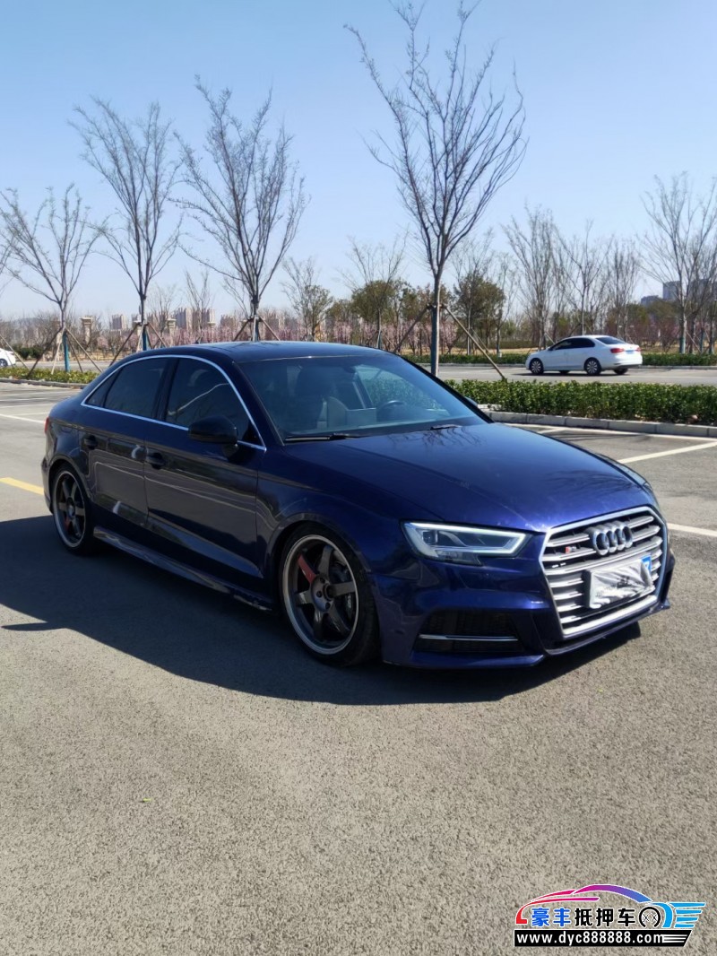 17年奥迪S3轿车抵押车出售