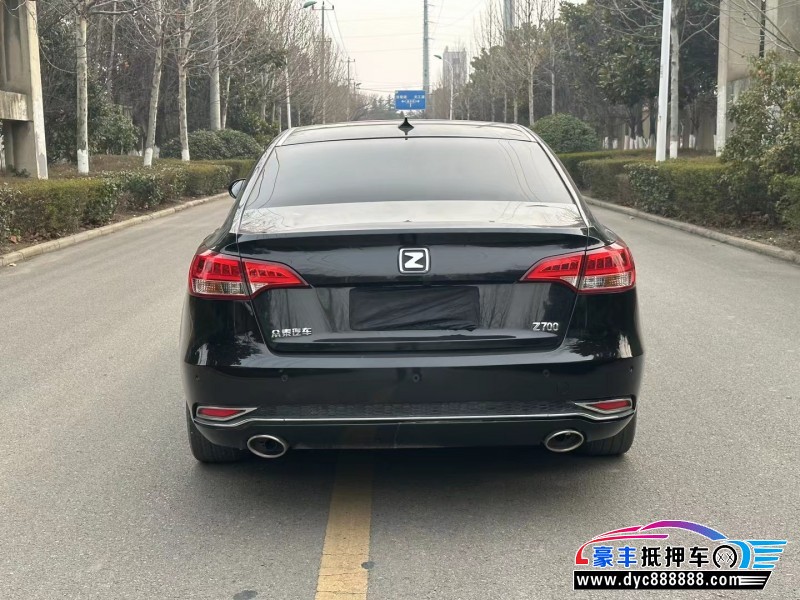 18年众泰Z700轿车抵押车出售