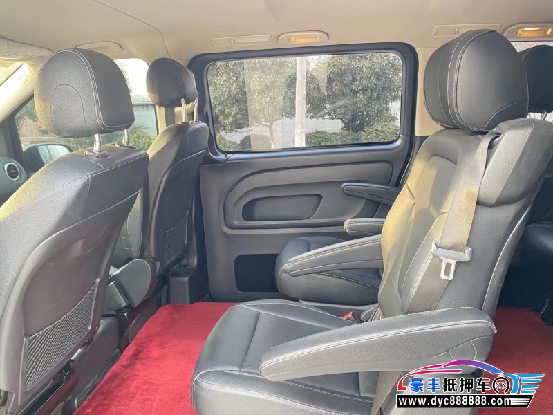 17年奔驰威霆MPV抵押车出售