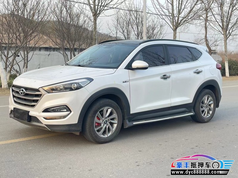 17年现代途胜轿车抵押车出售