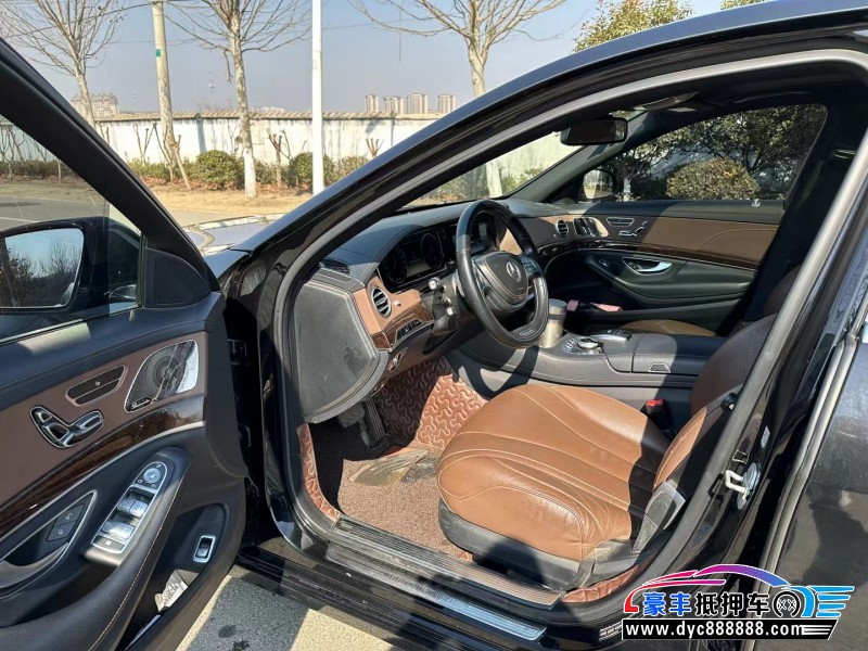 17年奔驰S级轿车抵押车出售