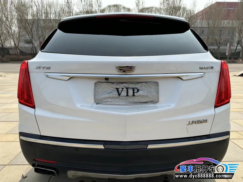 17年凯迪拉克XT5轿车抵押车出售