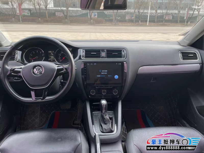 16年大众速腾轿车抵押车出售