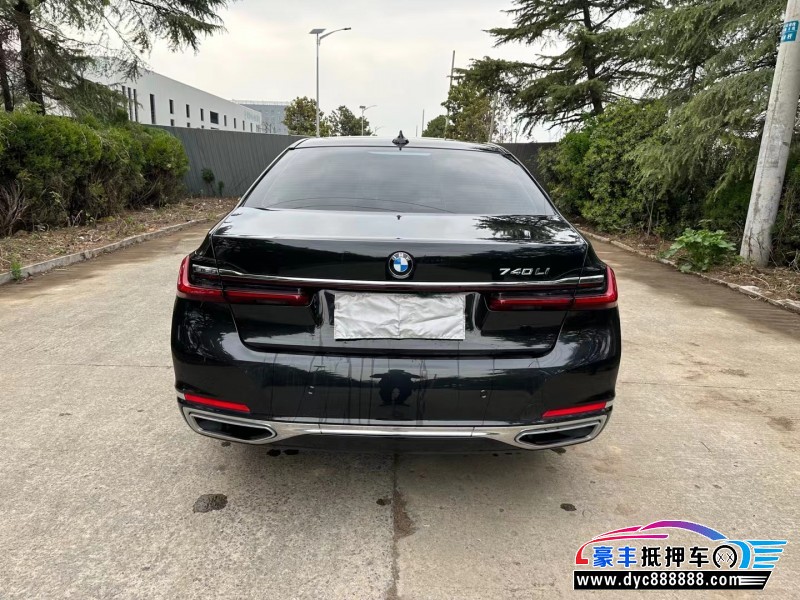 22年宝马7系轿车抵押车出售