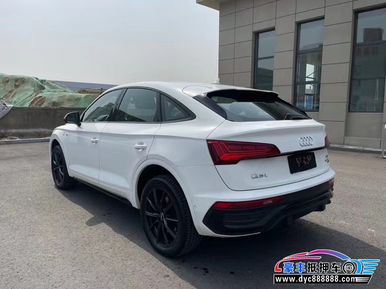 22年奥迪Q5轿车抵押车出售