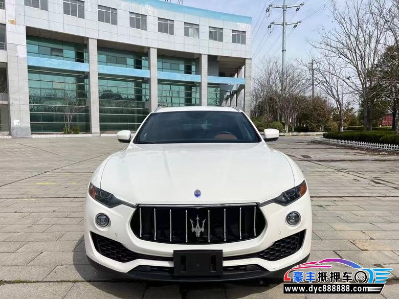 17年玛莎拉蒂莱万特轿车抵押车出售