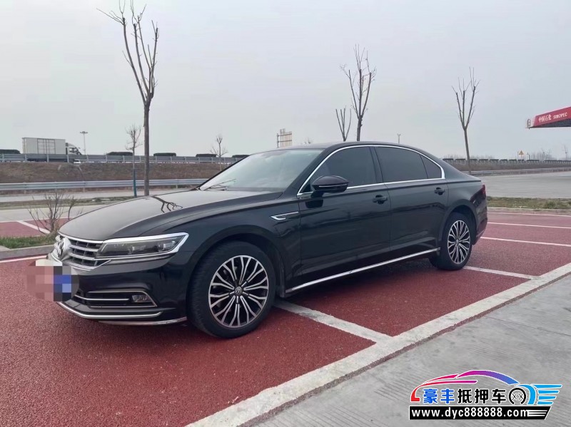 17年大众辉昂轿车抵押车出售