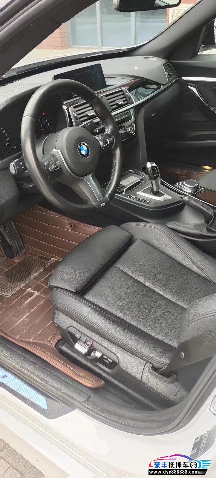 19年宝马3系轿车抵押车出售