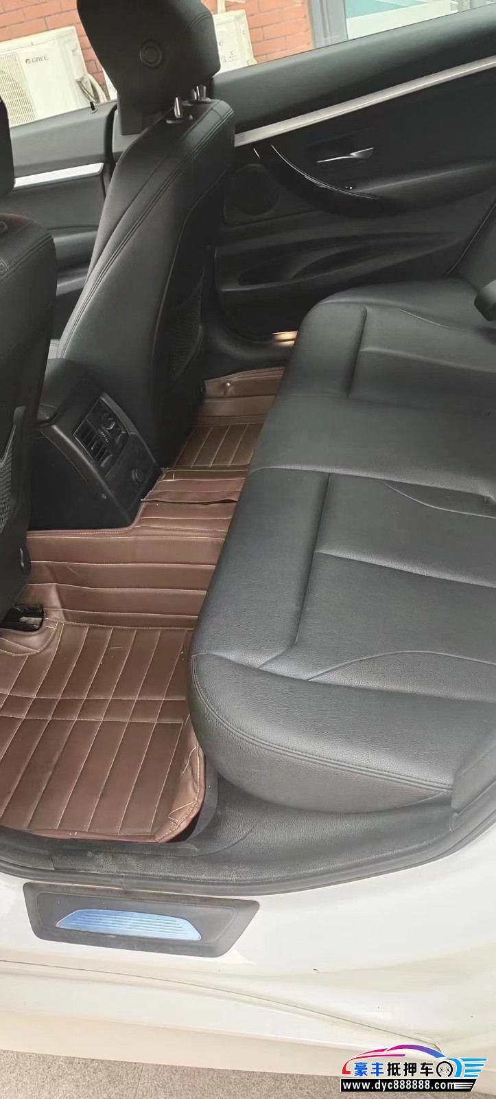 19年宝马3系轿车抵押车出售