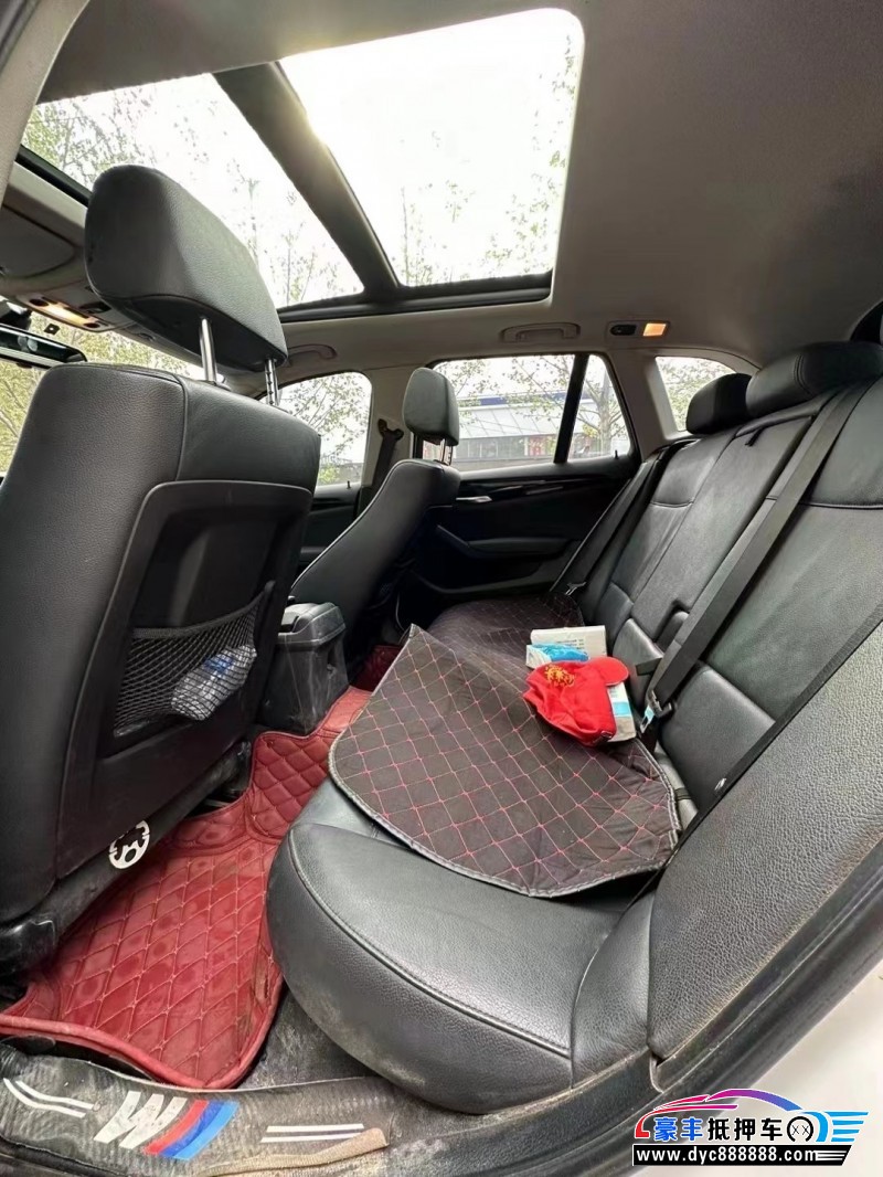 11年宝马X1轿车抵押车出售