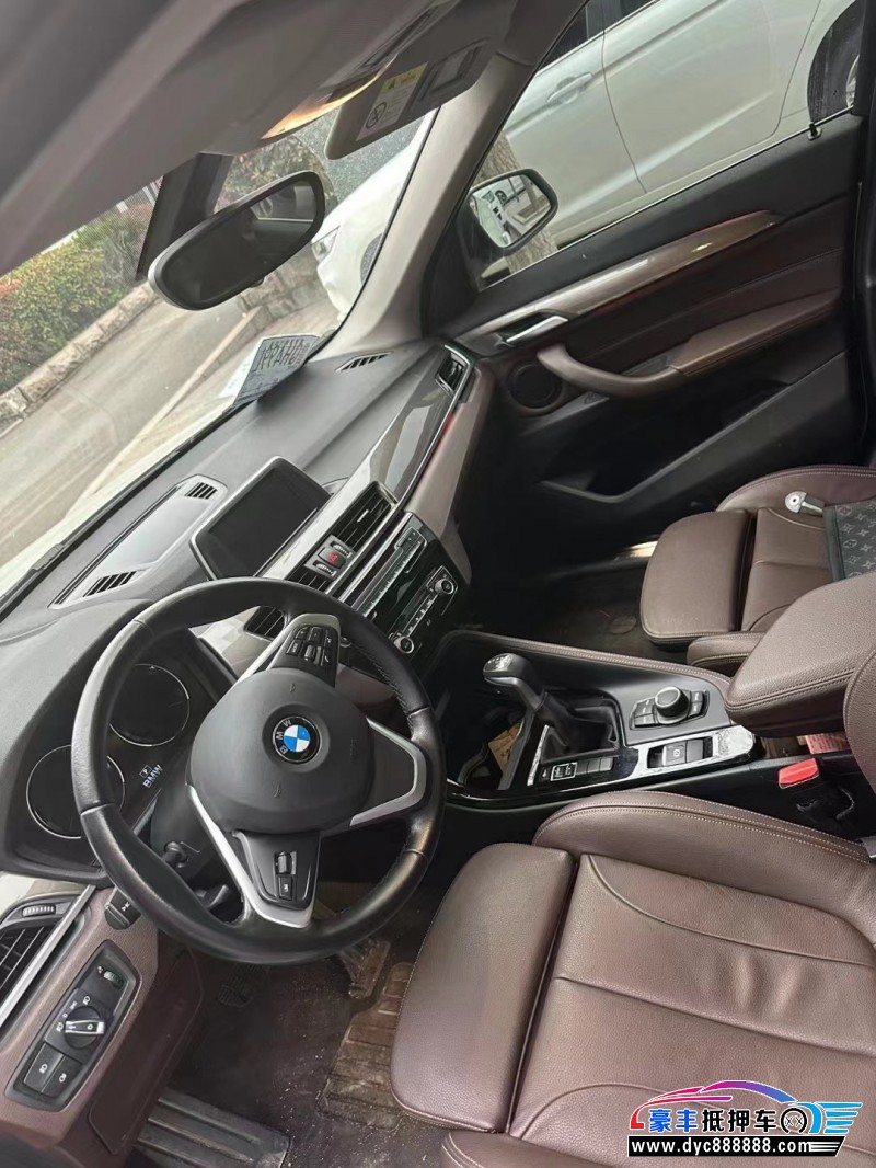 19年宝马X1轿车抵押车出售