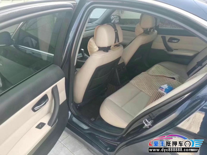 12年宝马3系轿车抵押车出售