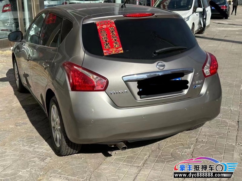 12年日产骐达轿车抵押车出售